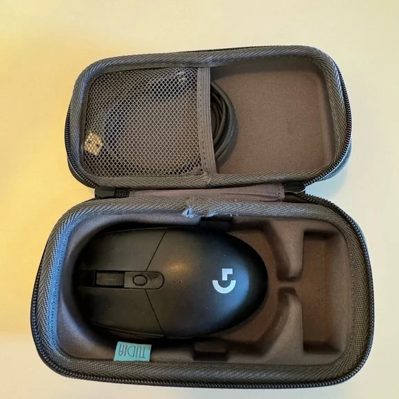 ASUS ROG Strix, Screen And Mouse - Picture 7 of 10